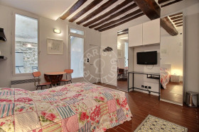 Studio à Paris