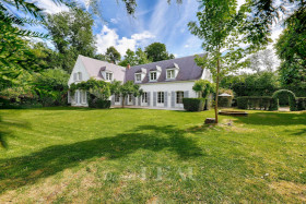Maison à Marnes-la-Coquette